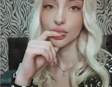 ofise-gelen-kiz ofise-gelen-kiz